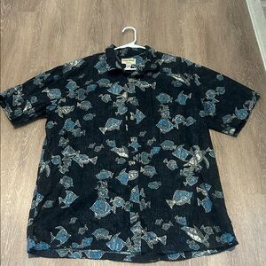 NWOT Cooke Street Cotton Hawaiian Aloha Shirt Fish Design